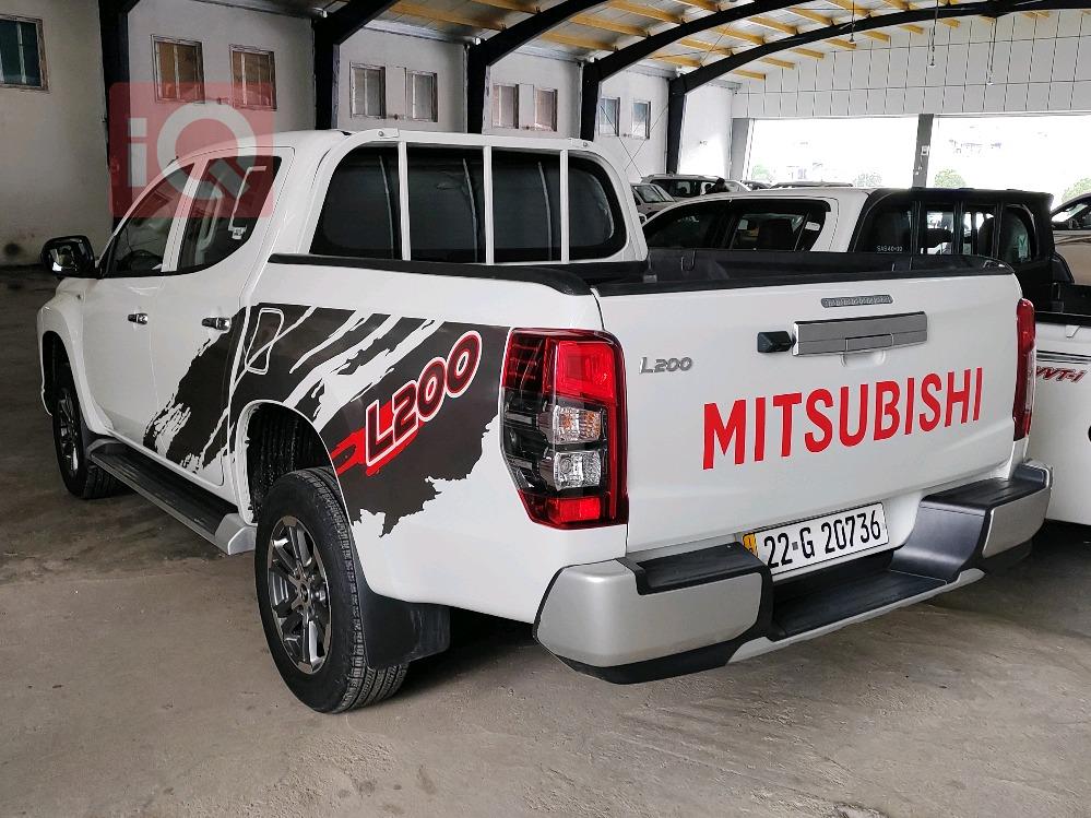Mitsubishi L200